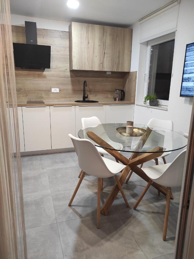 Ema Apartment Primosten Ngoại thất bức ảnh