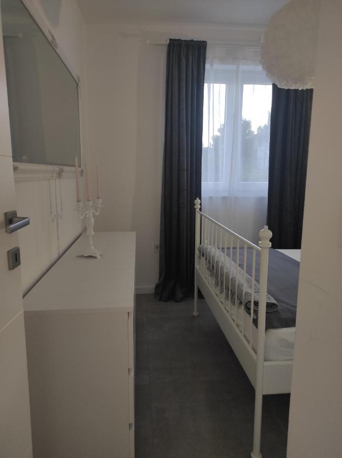 Ema Apartment Primosten Ngoại thất bức ảnh